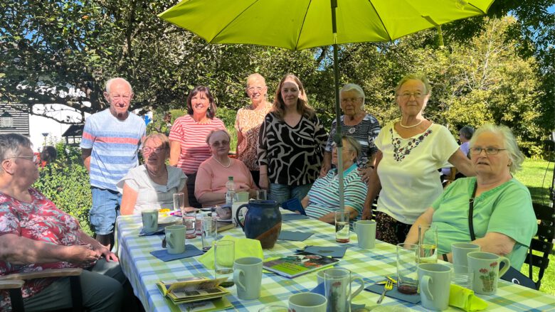 Foto von einem wunderschönen und sehr harmonischen Kaffee Nachmittag - Foto: Alzheimer Gesellschaft im Landkreis Altötting e. V.