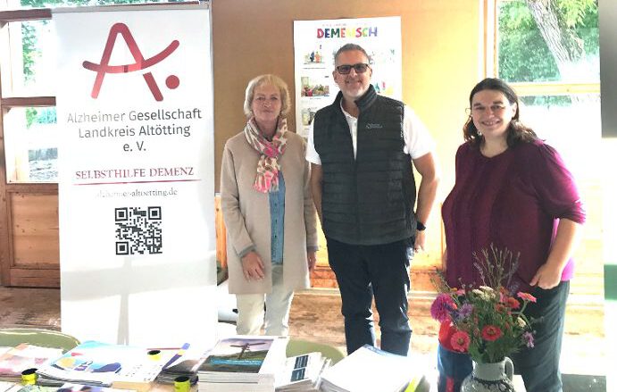 Foto vom Stand in Mehring - Foto: Alzheimer Gesellschaft Landkreis Altötting e. V.